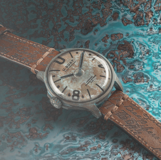 Relógio U-Boat Capsoil Vintage Bege Envelhecido com Bracelete de Couro